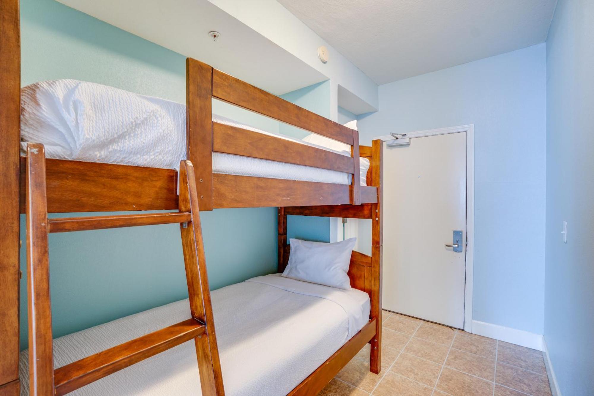 Tidewater Beach Resort By Panhandle Getaways Panama City Beach Room photo