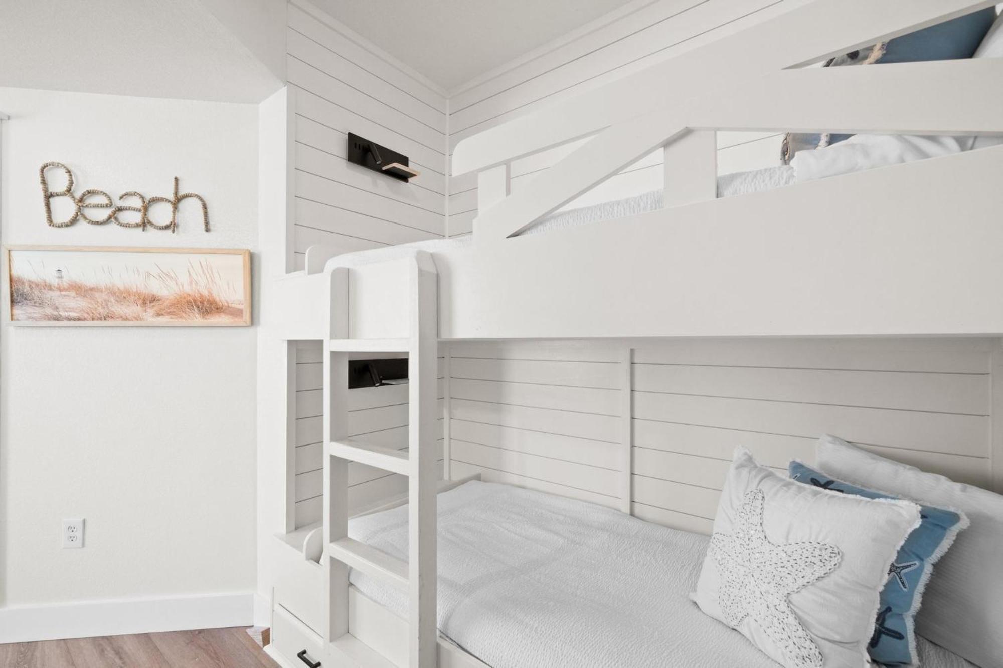 Tidewater Beach Resort By Panhandle Getaways Panama City Beach Room photo
